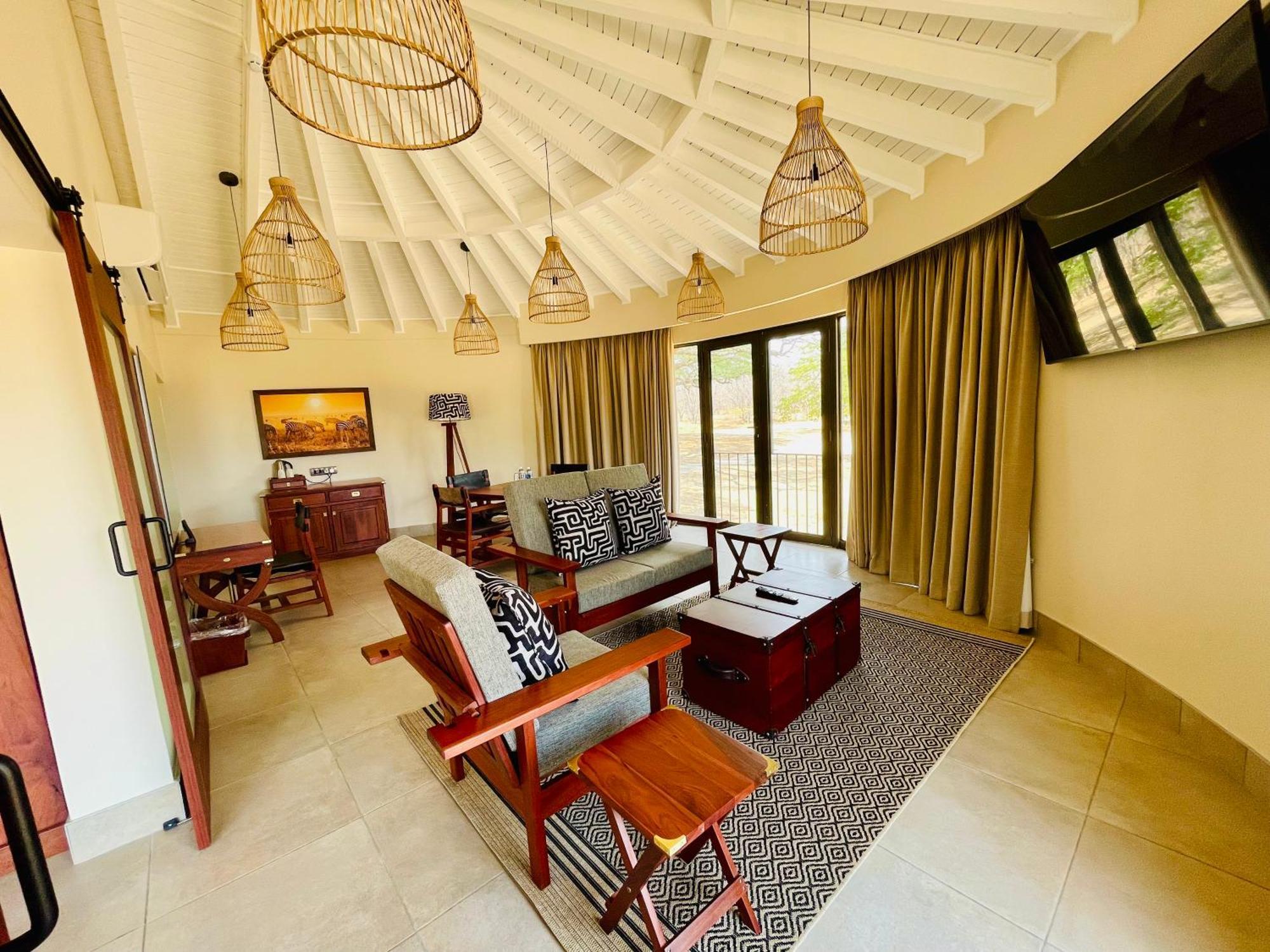 Hwange Safari Lodge Dete Bagian luar foto